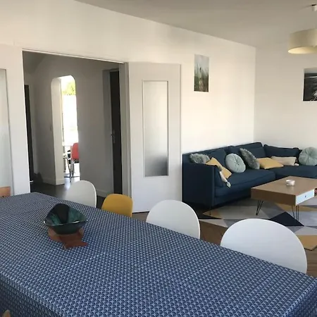 Maison De 10 Personnes, *